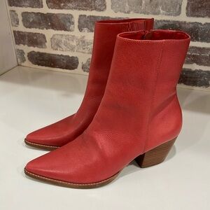 Matisse Caty leather boot in red, size 9